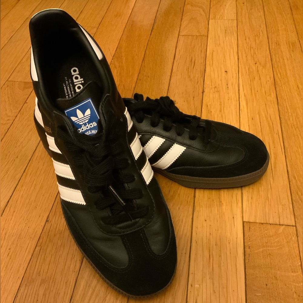 NWOT Samba Black and White Size 10 1/2 US
